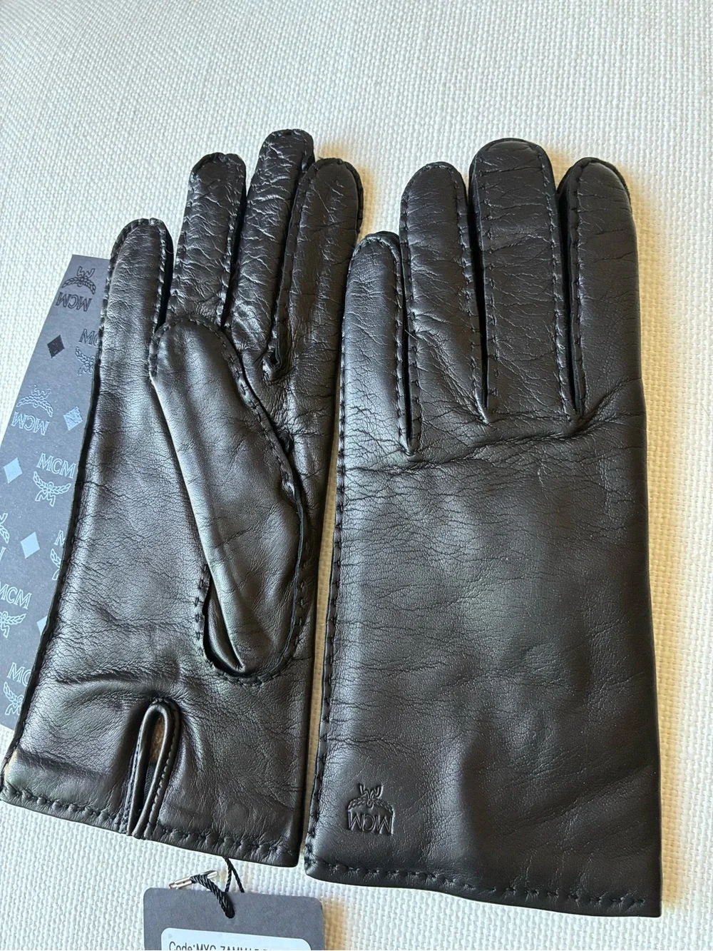 *NWT* MCM Size 6½ Genuine Leather Cashmere Gloves | Made in Italy